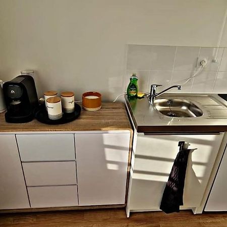 Le Plessis-BouchardLoft Climatise Parking Gratuit 5Min Gareアパートメント エクステリア 写真