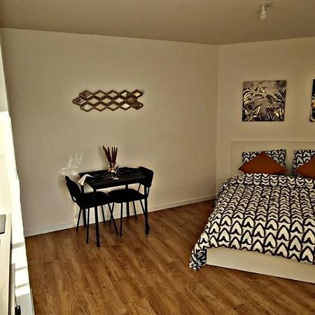 Le Plessis-BouchardLoft Climatise Parking Gratuit 5Min Gareアパートメント エクステリア 写真
